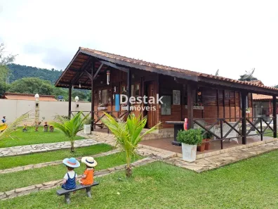 Casa com 3 Quartos à venda, 200m² no Conservatória, Valença