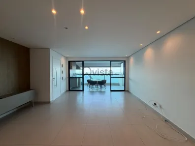 Apartamento com 3 Quartos para alugar, 184m² no Pitangueiras, Guarujá