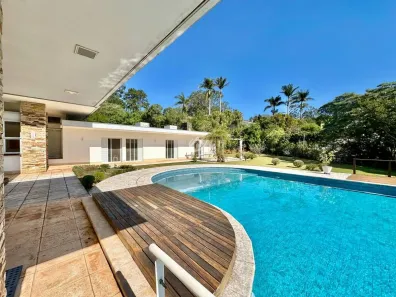 Casa de Condomínio com 4 Quartos para alugar, 615m² no Vila Santo Antônio, Cotia