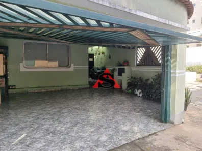 Sobrado com 3 Quartos à venda, 200m² no Vila Firmiano Pinto, São Paulo