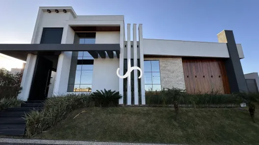 Casa com 4 Quartos à venda, 285m² no Condomínio Residencial Grand Trianon, Anápolis