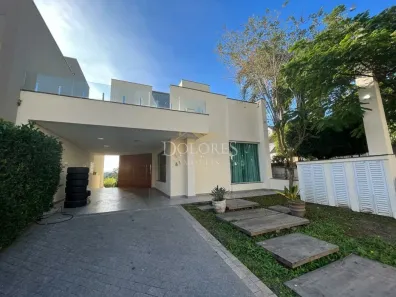 Casa de Condomínio com 3 Quartos à venda, 345m² no Parque Residencial Itapeti, Mogi das Cruzes