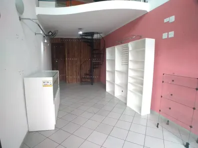 Sala Comercial para alugar, 50m² no Centro, Taubaté