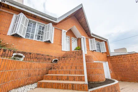 Casa com 4 Quartos à venda, 207m² no Seminário, Curitiba