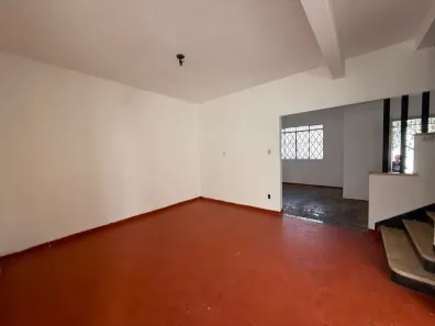 Casa com 3 Quartos para alugar, 70m² no Alto Higienópolis, Bauru
