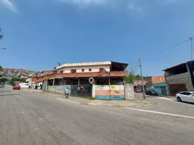 Imóvel Comercial com 3 Quartos à venda, 253m² no Conjunto Habitacional São José, Campo Limpo Paulista