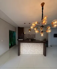 Casa com 3 Quartos para alugar, 145m² no Santa Maria, Brasília