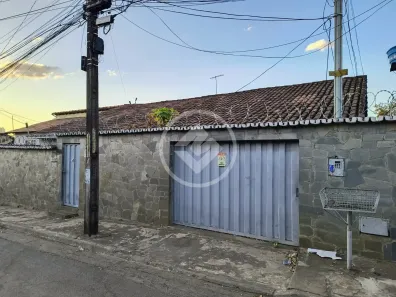 Casa com 3 Quartos à venda, 175m² no Rodoviário, Goiânia