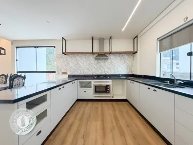 Casa com 3 Quartos à venda, 200m² no Itoupavazinha, Blumenau