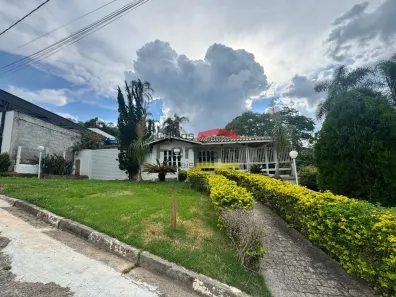 Casa com 5 Quartos à venda, 250m² no Caraguatá, Mairiporã