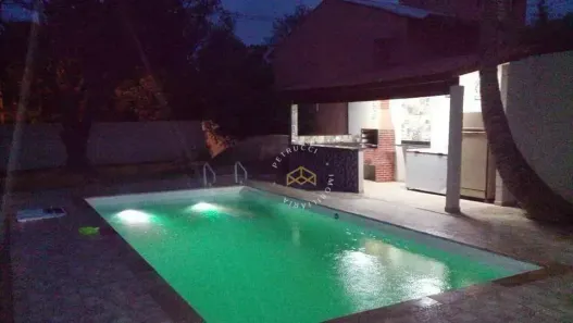 Fazenda/Sítio com 3 Quartos à venda, 150m² no Jardim Monte Belo, Campinas