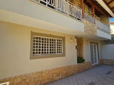 Sobrado com 5 Quartos à venda, 408m² no Jardim Tapajós, Atibaia
