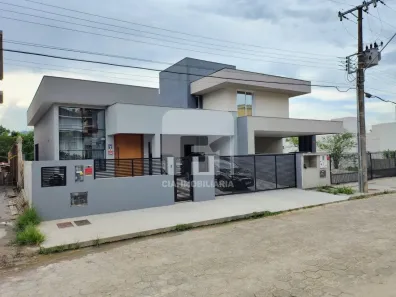 Casa com 4 Quartos à venda, 200m² no Córrego Grande, Florianópolis