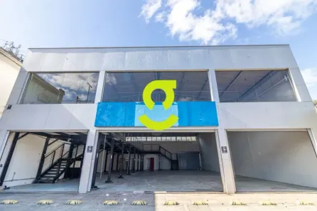 Ponto Comercial para alugar, 430m² no São João, Porto Alegre
