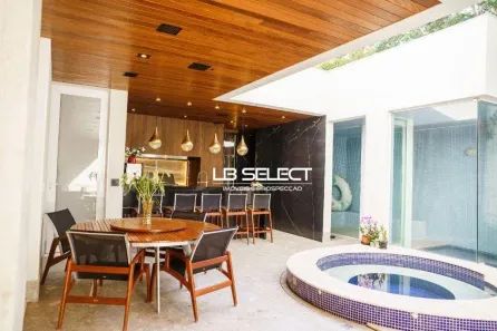 Casa de Condomínio com 4 Quartos à venda, 487m² no Gávea, Uberlândia