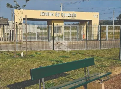 Lote/Terreno à venda, 132m² no Hípica, Porto Alegre