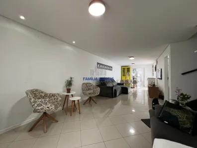 Sobrado com 4 Quartos à venda, 195m² no Campo Grande, Santos