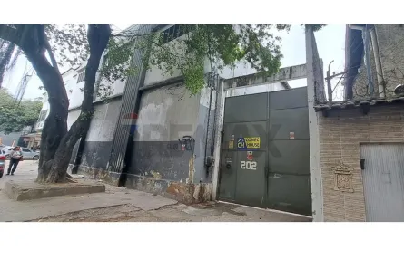 Galpão/Depósito/Armazém à venda, 3000m² no Benfica, Rio de Janeiro