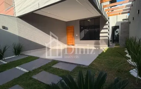 Casa com 3 Quartos à venda, 105m² no Setor Summerville 1ª e 2ª Etapa, Anápolis