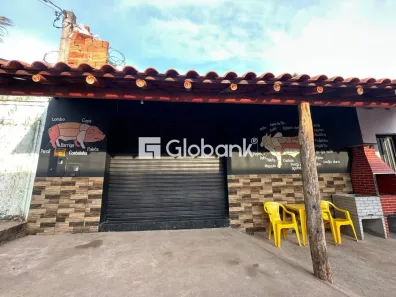 Sala Comercial para alugar, 105m² no Santo Inácio, Montes Claros