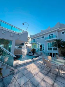 Casa com 5 Quartos à venda, 682m² no Camboinhas, Niterói