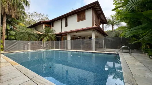 Casa de Condomínio com 4 Quartos para alugar, 216m² no Baleia, São Sebastião