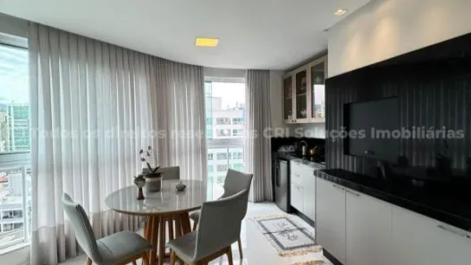 Apartamento com 4 Quartos à venda, 180m² no Meia Praia, Itapema