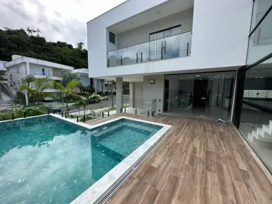 Casa de Condomínio com 4 Quartos para alugar, 280m² no Alphaville (Abrantes), Camaçari