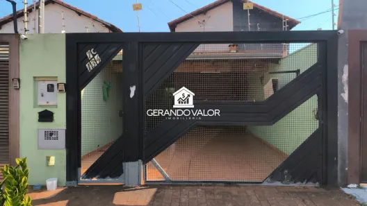 Sobrado com 3 Quartos à venda, 94m² no Pioneiros, Campo Grande