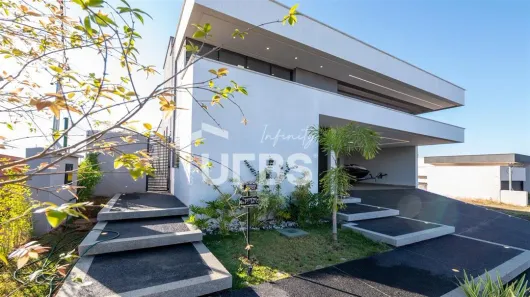 Casa de Condomínio com 4 Quartos à venda, 230m² no Jardins Nápoles, Senador Canedo