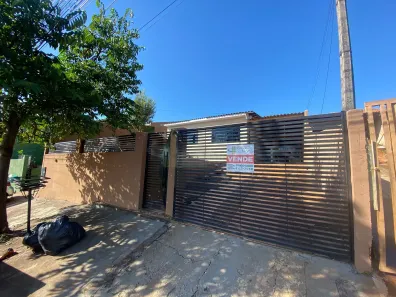 Casa com 2 Quartos à venda, 84m² no Residencial Interlagos, Apucarana