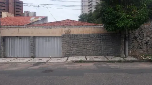 Lote/Terreno para alugar, 480m² no Guararapes, Fortaleza