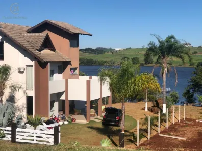 Casa de Condomínio com 5 Quartos para alugar, 400m² no Vila Rural, Sertanópolis