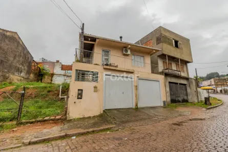 Casa com 2 Quartos à venda, 65m² no Vila São José, Porto Alegre