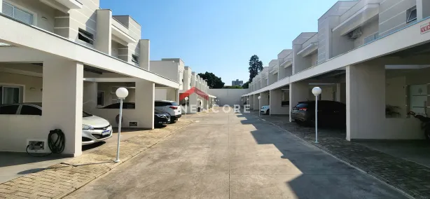 Casa de Condomínio com 2 Quartos à venda, 93m² no Jardim Simus, Sorocaba