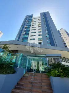 Apartamento com 3 Quartos para alugar, 115m² no Centro, Florianópolis