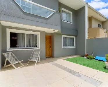 Sobrado com 3 Quartos à venda, 130m² no Boqueirão, Curitiba