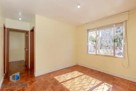 Apartamento com 2 Quartos à venda, 60m² no Passo da Areia, Porto Alegre