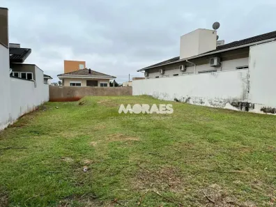 Lote/Terreno à venda, 360m² no Residencial Villaggio III, Bauru