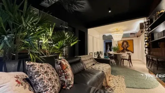 Apartamento com 7 Quartos à venda, 250m² no Nazaré, Belém