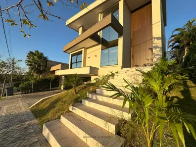 Casa de Condomínio com 4 Quartos à venda, 445m² no Condomínio Residencial Vila Jardim, Cuiabá