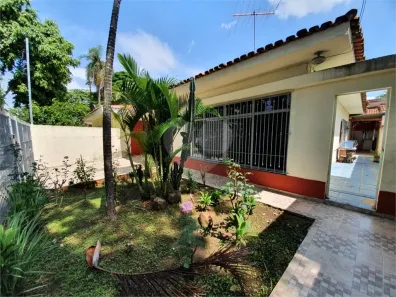 Casa com 3 Quartos à venda, 150m² no Jardim Campo Grande, São Paulo