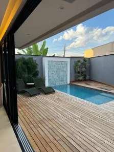 Casa de Condomínio com 3 Quartos à venda, 260m² no Residencial Condomínio Jardim Veneza, Senador Canedo