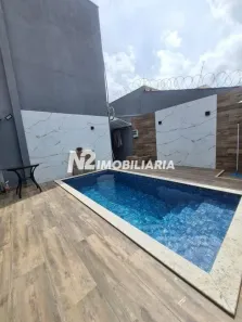 Sobrado com 4 Quartos à venda, 250m² no Minas Gerais, Uberlândia