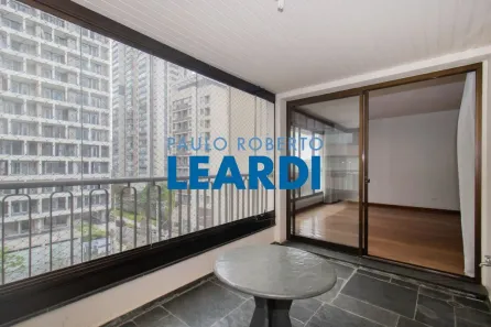 Apartamento com 4 Quartos para venda ou aluguel, 250m² no Campo Belo, São Paulo