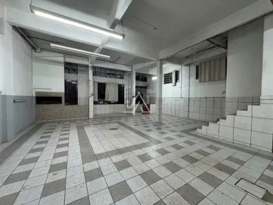 Galpão/Depósito/Armazém para alugar, 120m² no Centro, Passo Fundo