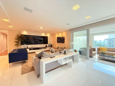 Apartamento com 4 Quartos para alugar, 224m² no Vila Gomes Cardim, São Paulo