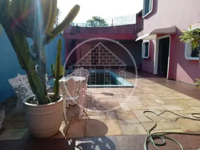 Sobrado com 4 Quartos à venda, 258m² no Cidade Dutra, São Paulo