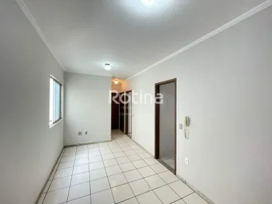 Apartamento com 3 Quartos à venda, 54m² no Brasil, Uberlândia