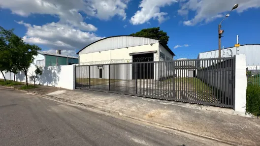 Galpão/Depósito/Armazém para alugar, 600m² no Chácaras Reunidas, São José dos Campos